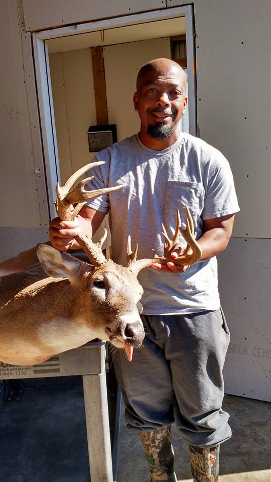 okdeerprocessor's tweet image. 20 pts! Micheal Neal said,"And that's not the biggest one!" facebook.com/mudcreekwildga… #meatinthefreezer #bringusyourkills #mudcreekprocessing