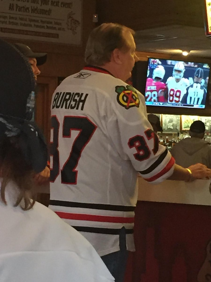random_jerseys's tweet photo. Most random player from a championship team for 100, Alex....
#RandomJerseys https://t.co/Age7H0j6Ie