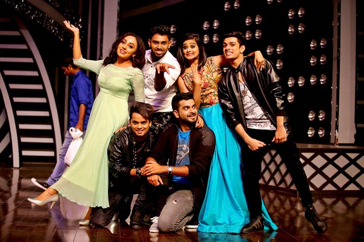PriyaManiWeb's tweet photo. Pics// #EasternD3
@priyamani6 @praseesujit @Adil_Ibrahi @99Neerav @Pearle_Maaney https://t.co/dlJ3bX7csk