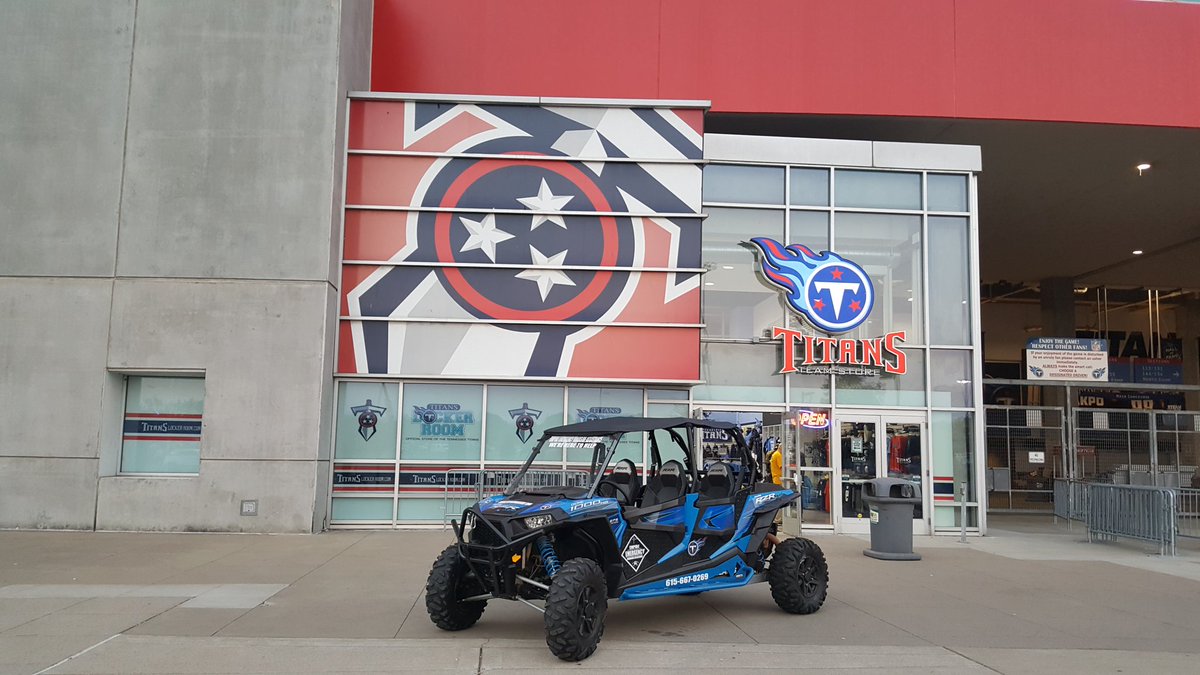 jaysonwolbert's tweet photo. Another AMAZING day at the Stadium. #TitanUP #titanswin #TitansLocksmith https://t.co/VUpIqpxPHE