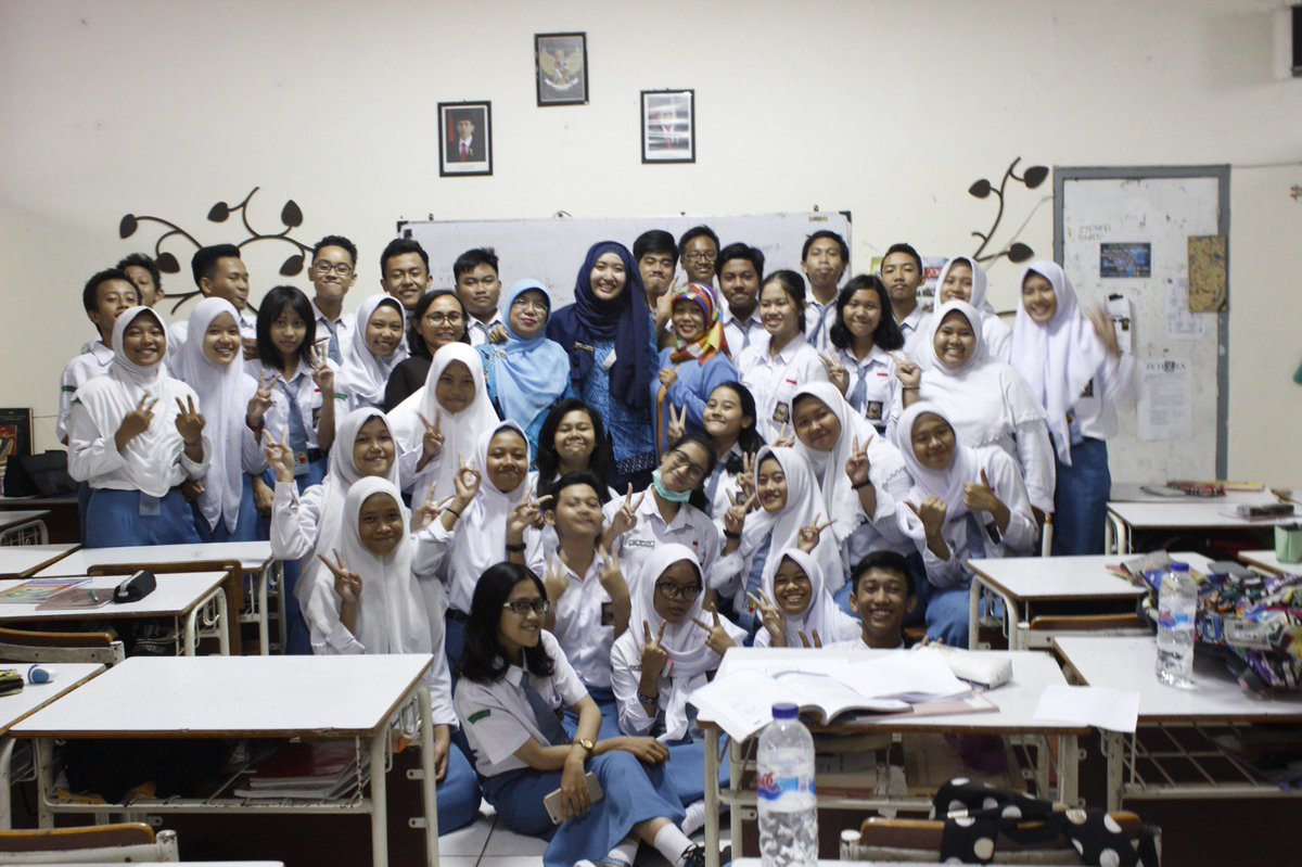 Djentah_P's tweet photo. Terima Kasih Bu Agnel &amp; Pak Fandi https://t.co/Pd2c3dsvZM