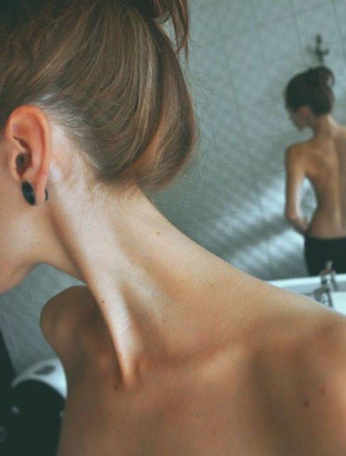 cravingtinythin's tweet photo. I need this more than you know #thinspo #please #givemethisbody https://t.co/giJsEduQno