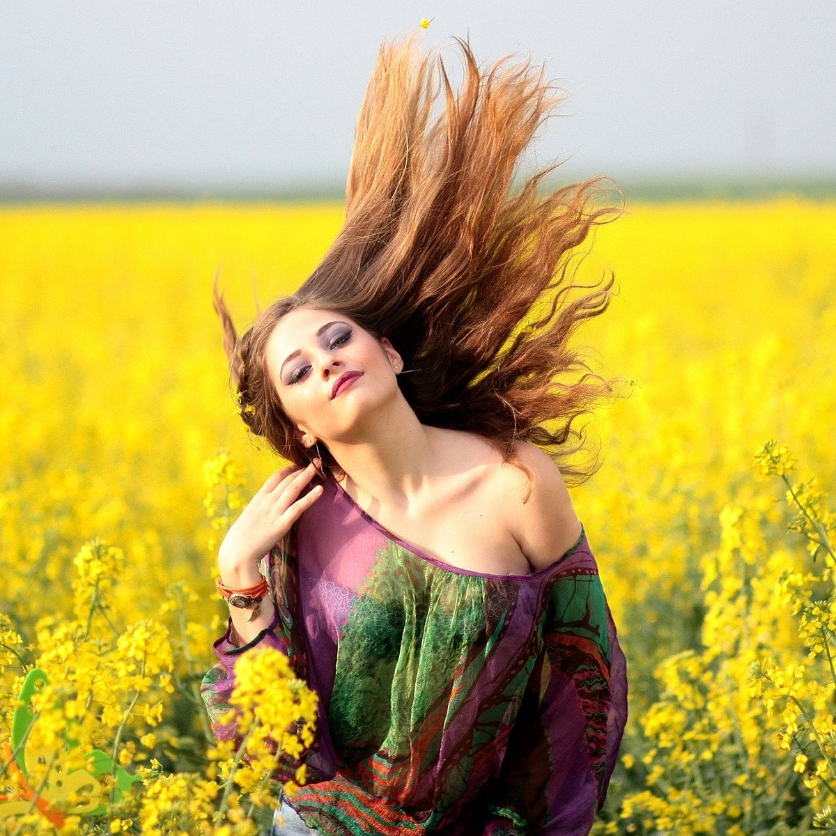 BrideDating's tweet photo. Find #Companion, Share #Messages, Have a #VideoChat, Go for #Dating. 
#Dating #FindBride #DatingRussian #RussianGirls #Americangirls https://t.co/BEYMIT9LmC