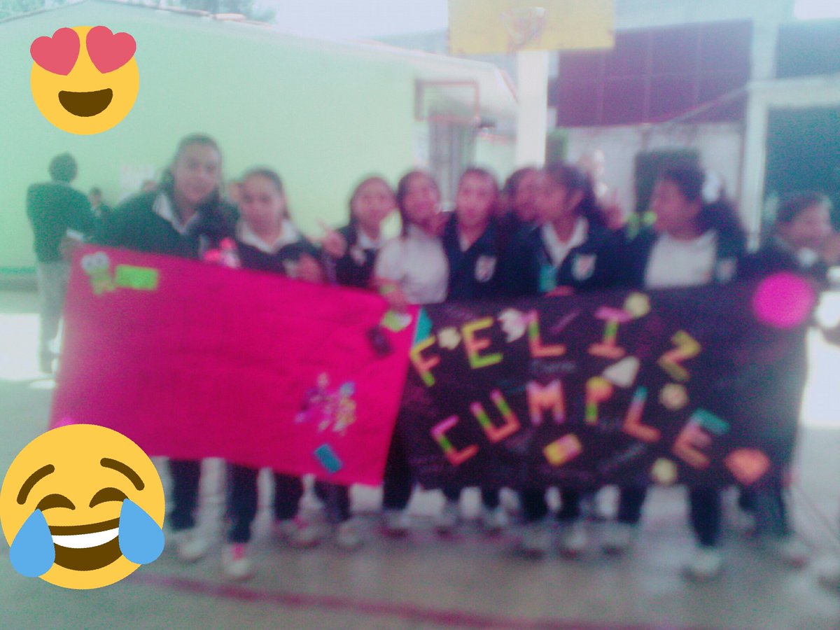 DannyJacket's tweet photo. Las M.A.P.S 
Las Amo Estúpidas 😍❤😘😂 https://t.co/kyFpFVWMV0