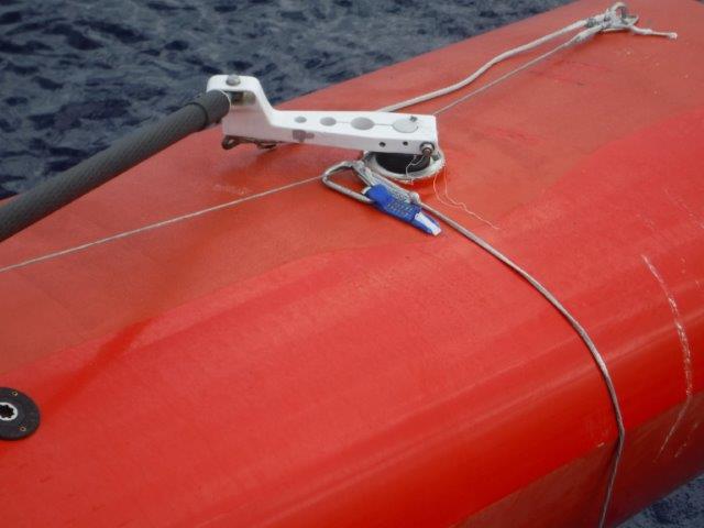 Broken safety harness was found on the starboard float, which means Guo wore life jacket when he fell into the water.