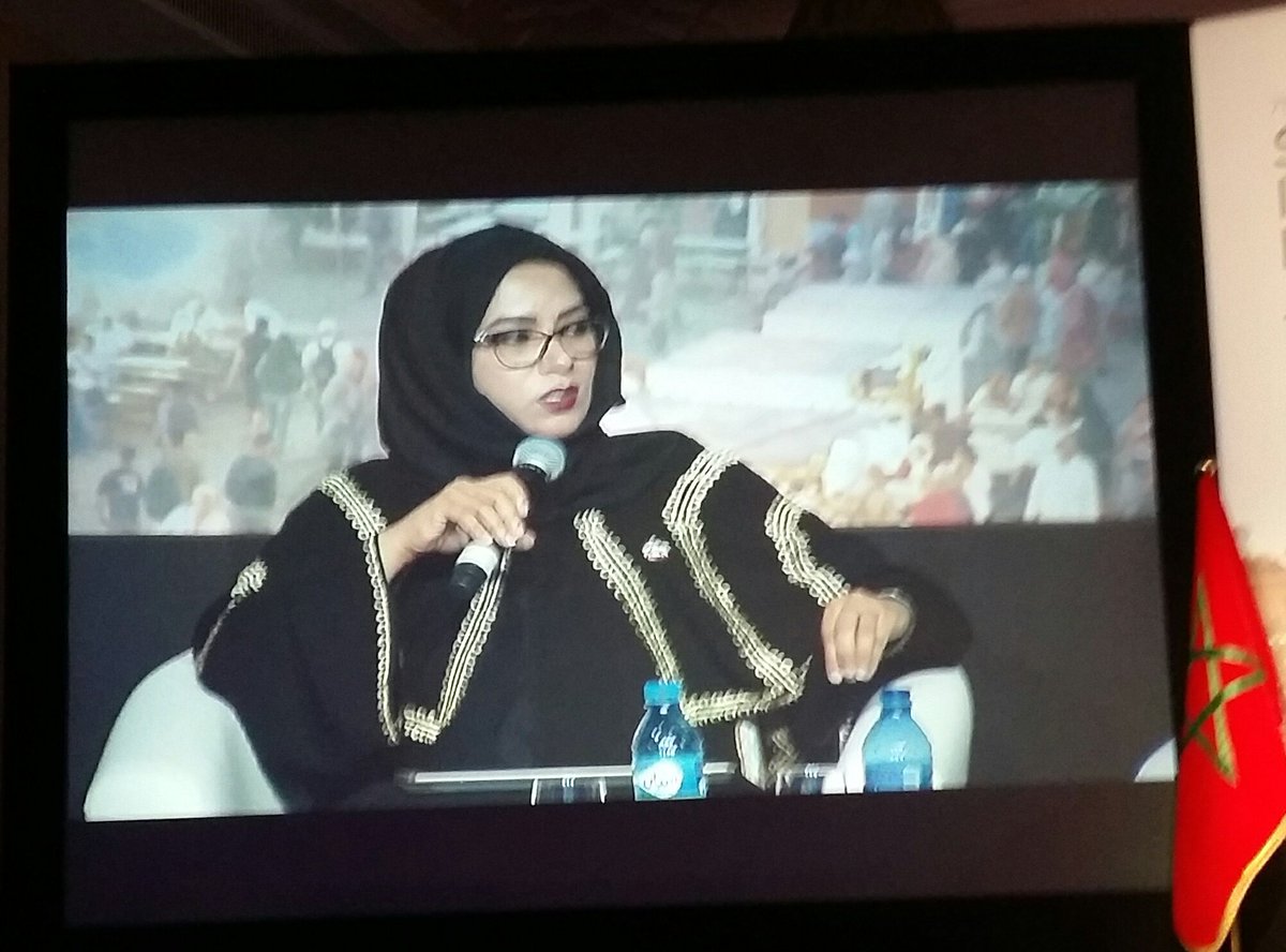 mali_serrano's tweet photo. Panel de economía baja en carbono #FIT16 las mujeres también opinan @Climate_Action_ @COP22 @HakimaElHaite #decarbonize #economy https://t.co/S4E0b6fbla