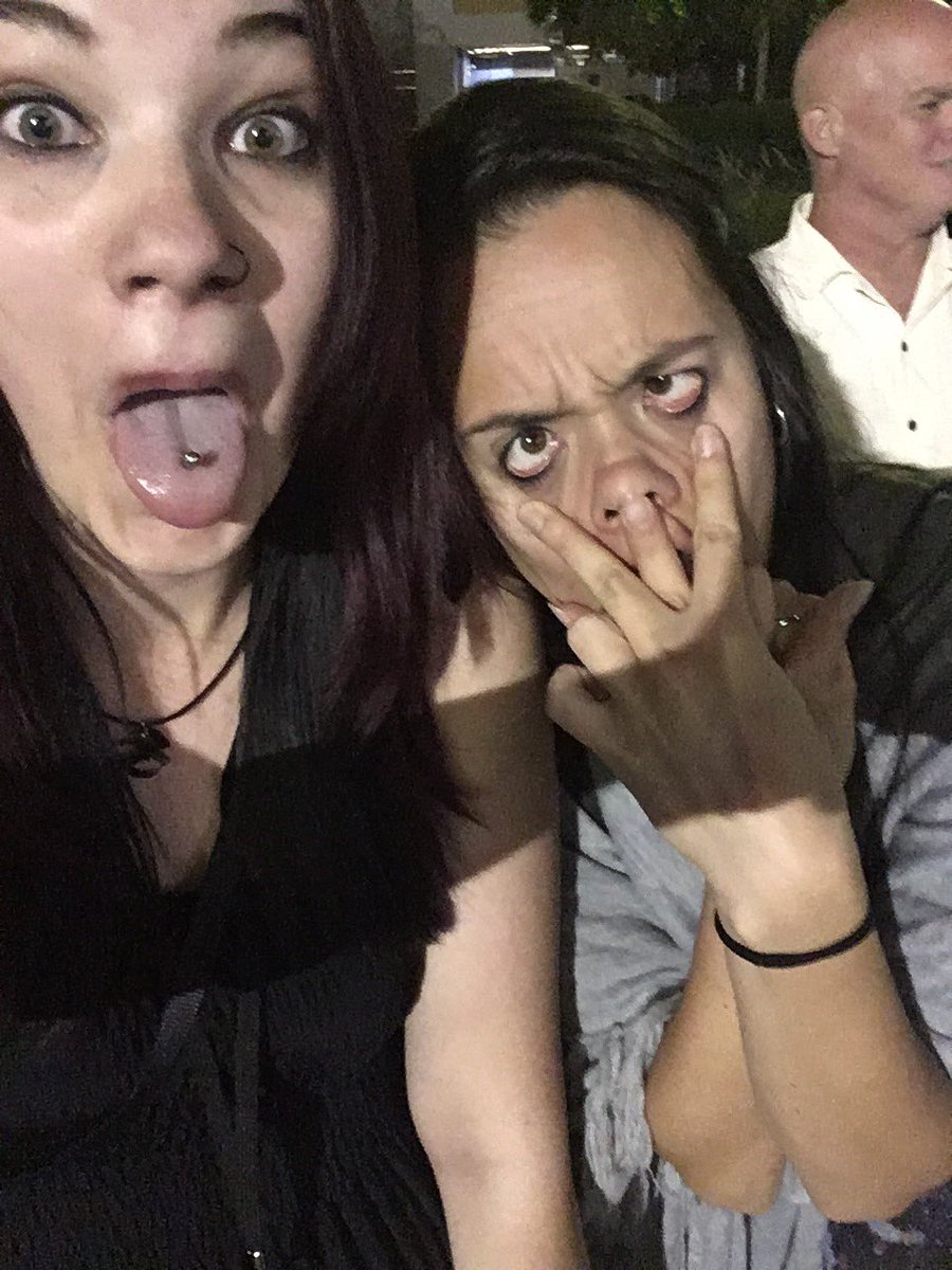 Going_Oceans's tweet image. Got to meet Amy, Jen, and Troy after the show tonight! Also had my VIP before the show.