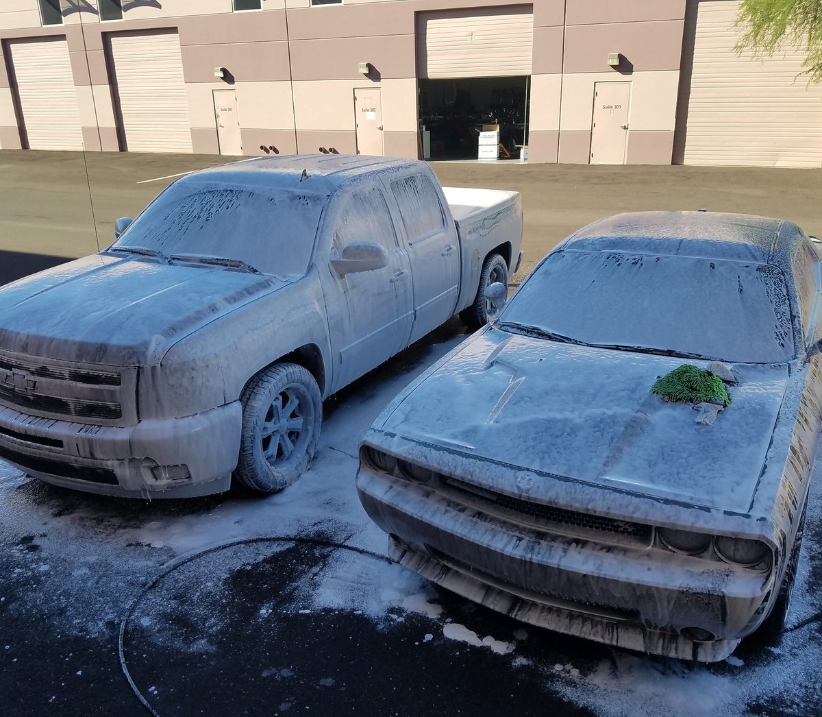 Azcustomz's tweet photo. Mobile detailing 
#Azcustomz #arizonacardinals #cardinals #az #selfmade #celebrities #customcars #customerservice https://t.co/XnH4XiUSxc