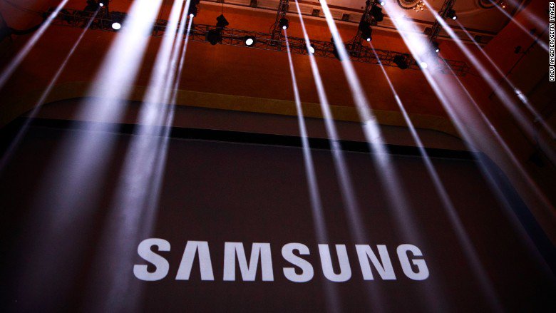 cnntech's tweet photo. Samsung bets $8 billion on smart cars with Harman deal https://t.co/ZUNosCnWEB $HAR $SSNLF https://t.co/OjCDEWCIHT