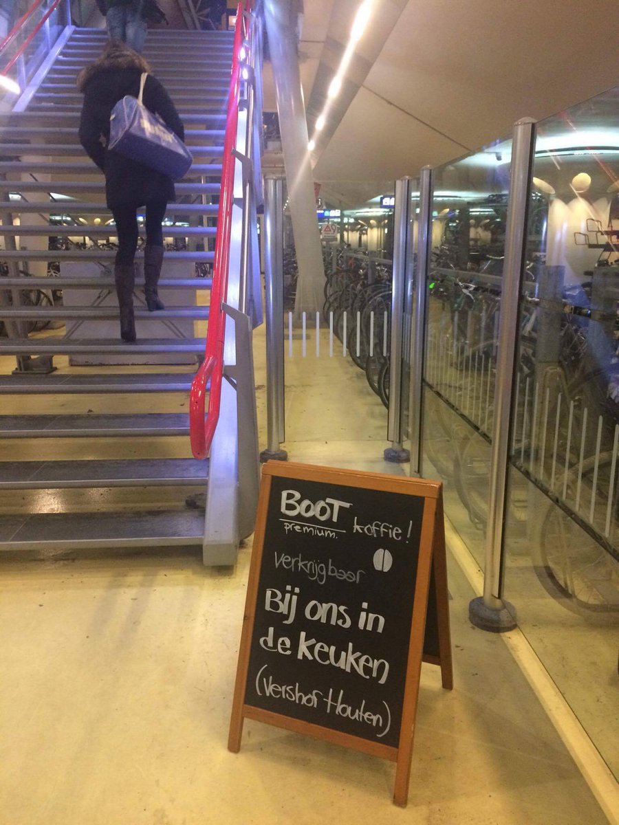 Op het #NSHouten kun je deze week de BOOT niet missen! <a href="/KFHouten/">Koffiefiets Houten</a> 

Als de pieten maar niet in de war raken....