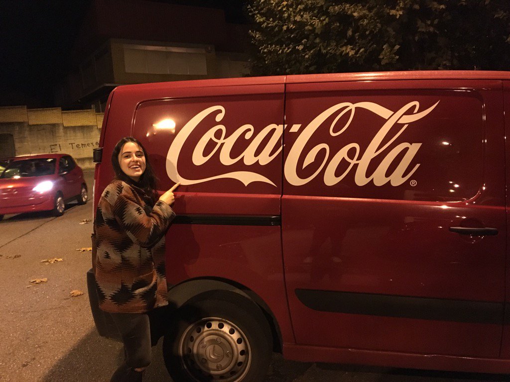 ErikVerin's tweet photo. La está dejando #tupuedes 💪🏽💪🏽😚 @Luciaeapagouse @CocaCola_es https://t.co/a3br3biQBQ
