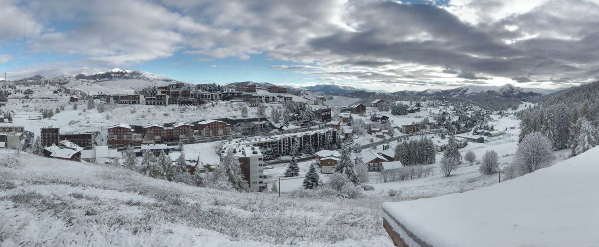 avalanche_06's tweet photo. Ambiance hivernale sur le massif du Mercantour avec le saupoudrage de cette nuit ! #mercantour #ski #hiver @AlpesMaritimes @Visit_Cotedazur https://t.co/EPOLlMm0cH