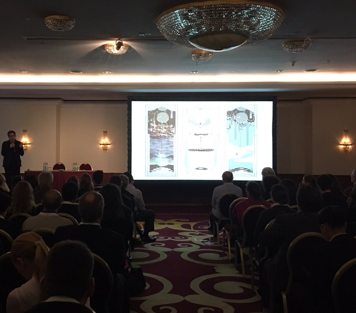 IALDEurope's tweet image. Bessette inspiring project at Los Angeles airport Tom Bradley #EnEu16 @Moment_Factory @IALD