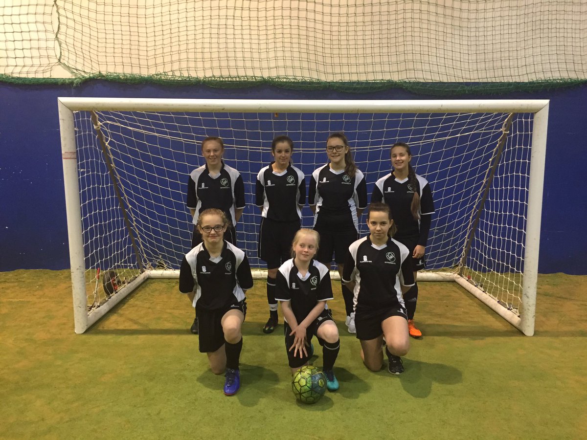 RhyddingsPE's tweet photo. U13's girls football team ready for a day at @Rovers indoor centre for the EFL Girls Cup 🏆#Girlsfootball #Rhyddings #Thisgirlcan https://t.co/IN4H8mmUHt