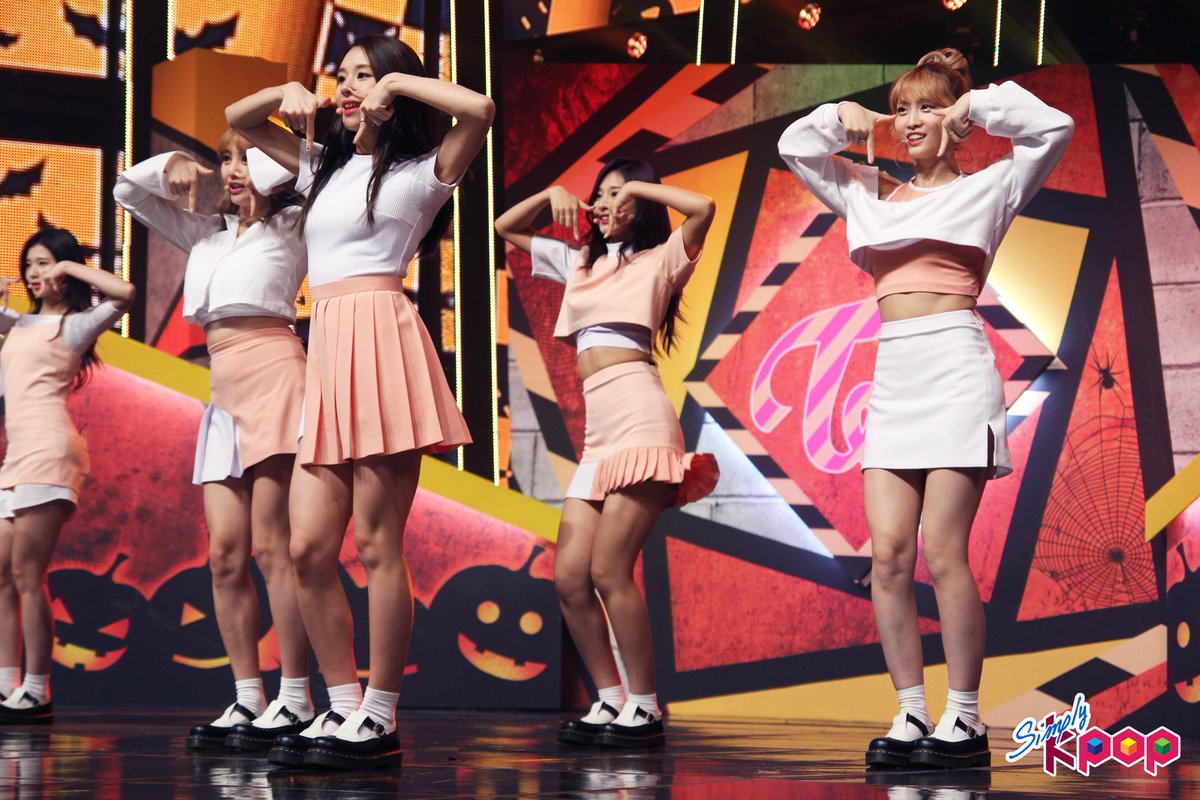 _Simplykpop's tweet photo. #심플리케이팝 #심플리심쿵사
#트와이스 #TWICE
#티티 #TT 1 https://t.co/g14ozwmxzX