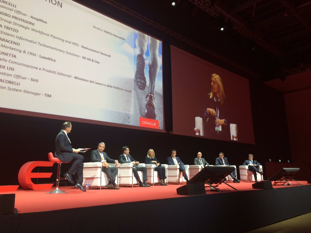 Sul palco del #CloudDayIT @WeAreAmplifon <a href="/generaliitalia/">GENERALI ITALIA</a> @ge_italia, <a href="/MinLavoro/">Ministero Lavoro</a>, SIRTI e <a href="/TIM_Official/">TIM Official</a> per parlare di #Cloud in action!