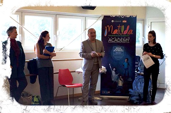 Anche gli insegnanti dell'Accademia del musical di Ravenna sono pronti per #MatildaITAcademy #matilda #musical

bit.ly/2dGhYUm