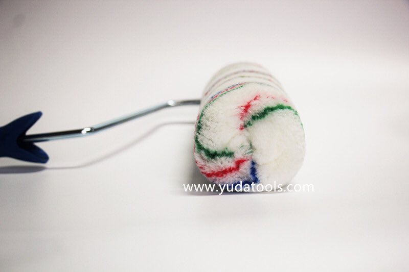 YudaBrush's tweet photo. #YUDATOOLS #Manufacturer Roller brush for wall. PVC roller core and good appearance tricolor roller covering.
DTL：https://t.co/vxBO1NknAo https://t.co/MOVlt2yibj