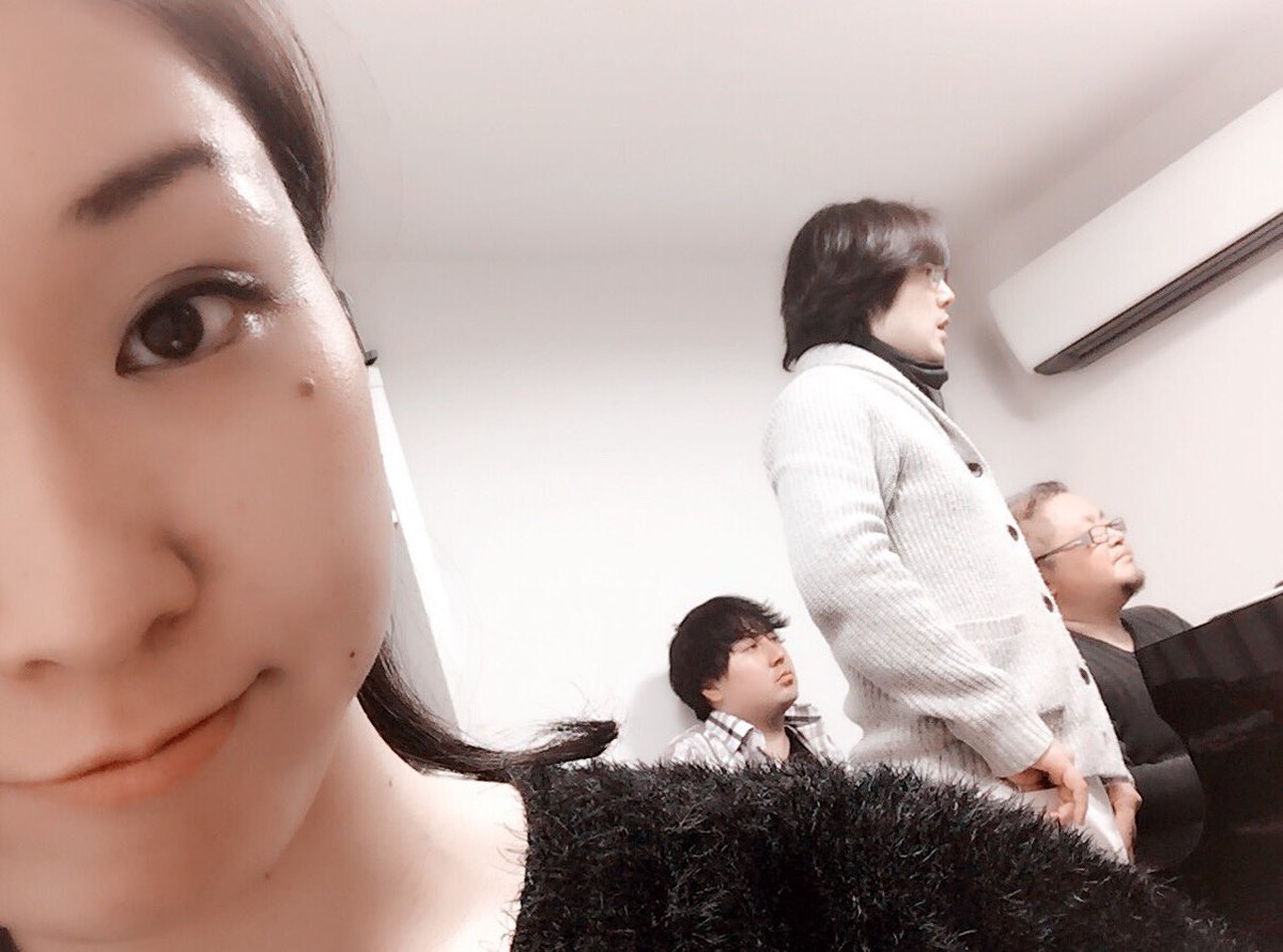 Yuka Tanaka 田仲 由佳 A Twitteren ボジョレーヌーボーコンサート 11月日 日 14時開演 R Sミュージックスタジオ 中板橋徒歩10分 3500円 横山慎吾 田中由佳 中井裕司 川瀬史奏 桜田幸子 星野律子 ボジョレー飲み放題の素敵なコンサートに出演させて頂き