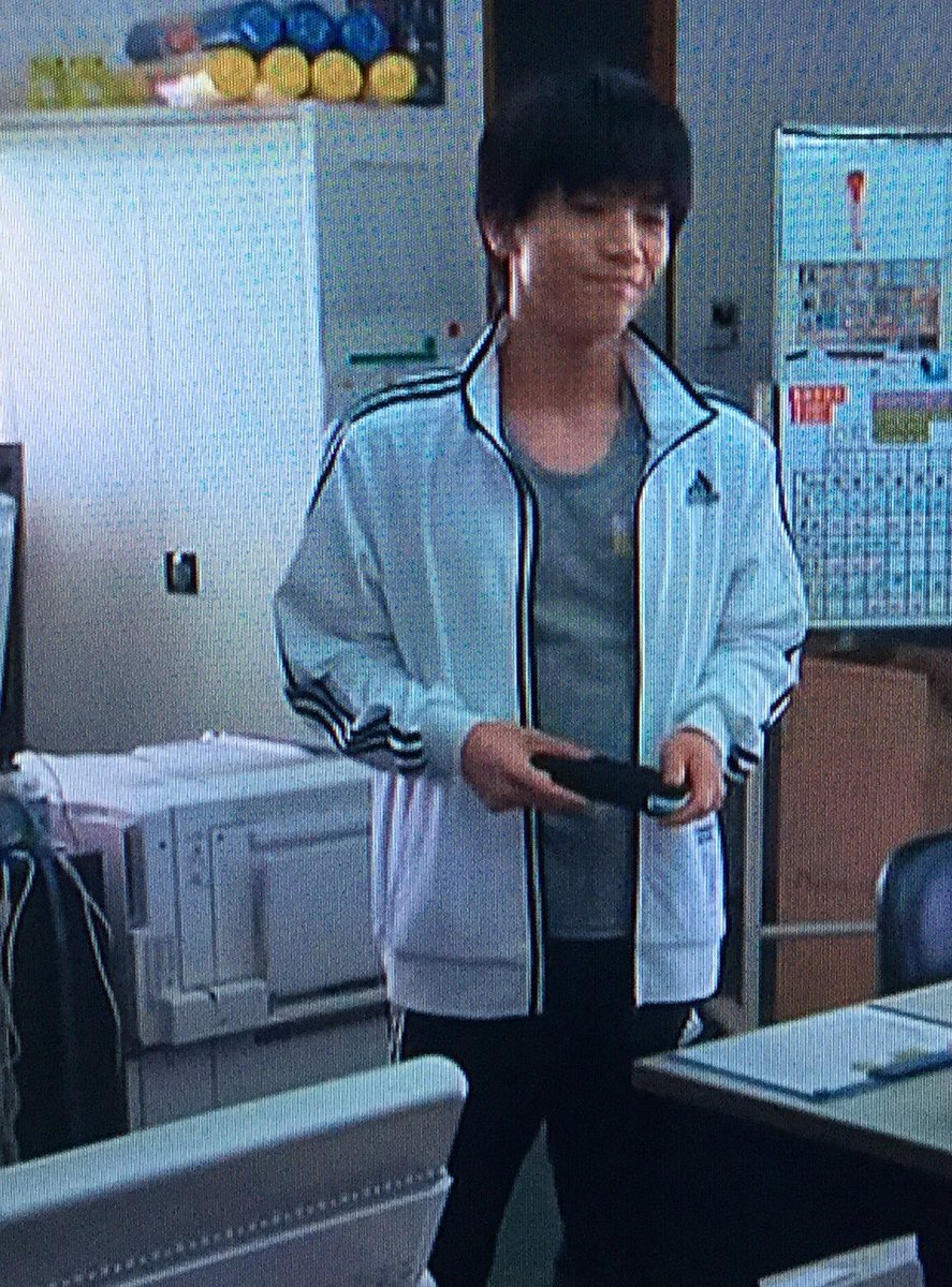 砂の塔の岩ちゃんのADIDASってSECONDのジャージだよね。多分、TETSUYA