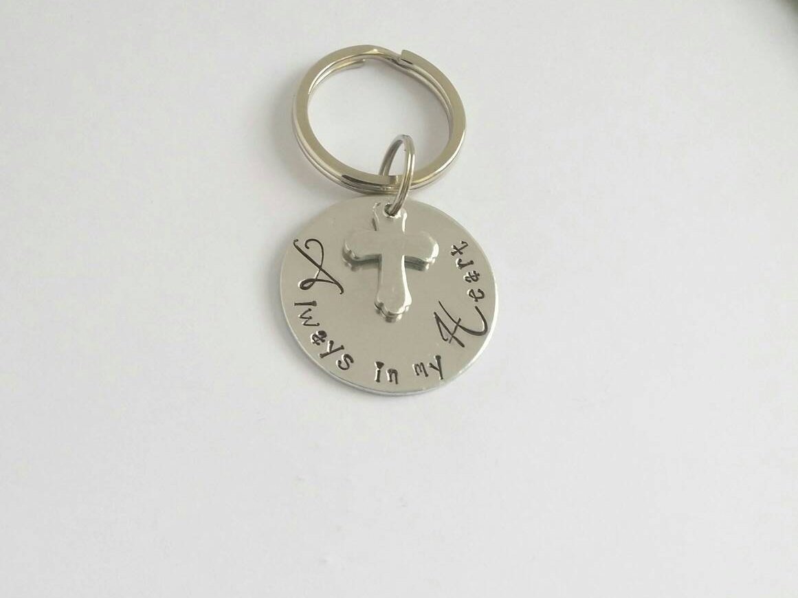 EloiseBDesigns's tweet image. Always in my Heart Keyring, Memorial Gift, Bereavement Gift, Baby Lo… tuppu.net/a12c9d14 ##wedding #LossOfChild