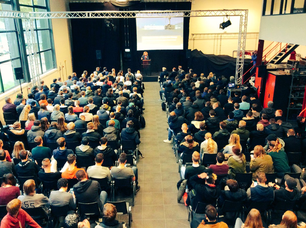 Vanochtend zijn 350 energie-professionals in de dop gestart met Energy College-week op <a href="/DrentheCollege/">Drenthe College</a> met oa basismodule Energietransitie!