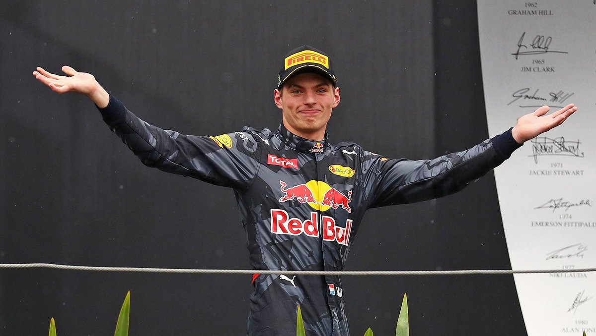 redbullracing's tweet image. The Flying Dutchman! 👊🇳🇱 The morning after the drive before... #givesyouwings #BrazilGP