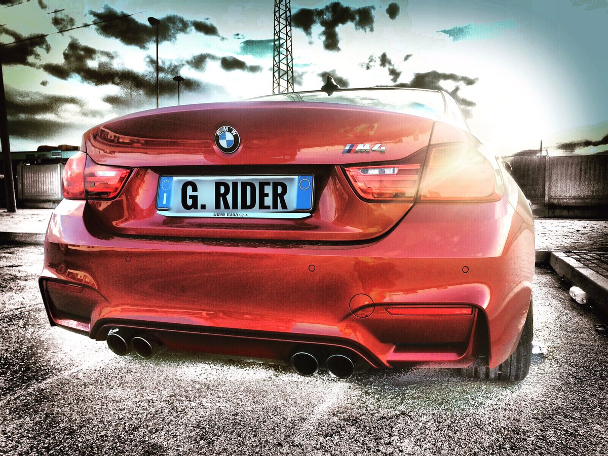 giangyrider's tweet photo. M4 BMW https://t.co/AKOQL3VhLy