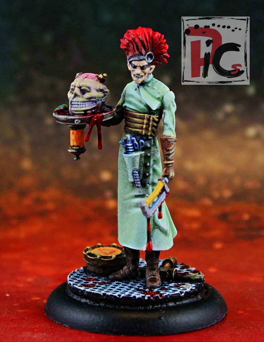 PlayInColor_S's tweet photo. Detail shots for #McMourning #Rafkin and the #Nurses for a #Malifaux crew to be played at #moretimeforplaying. #Miniatures by @WyrdGames https://t.co/RePnUBT4c7