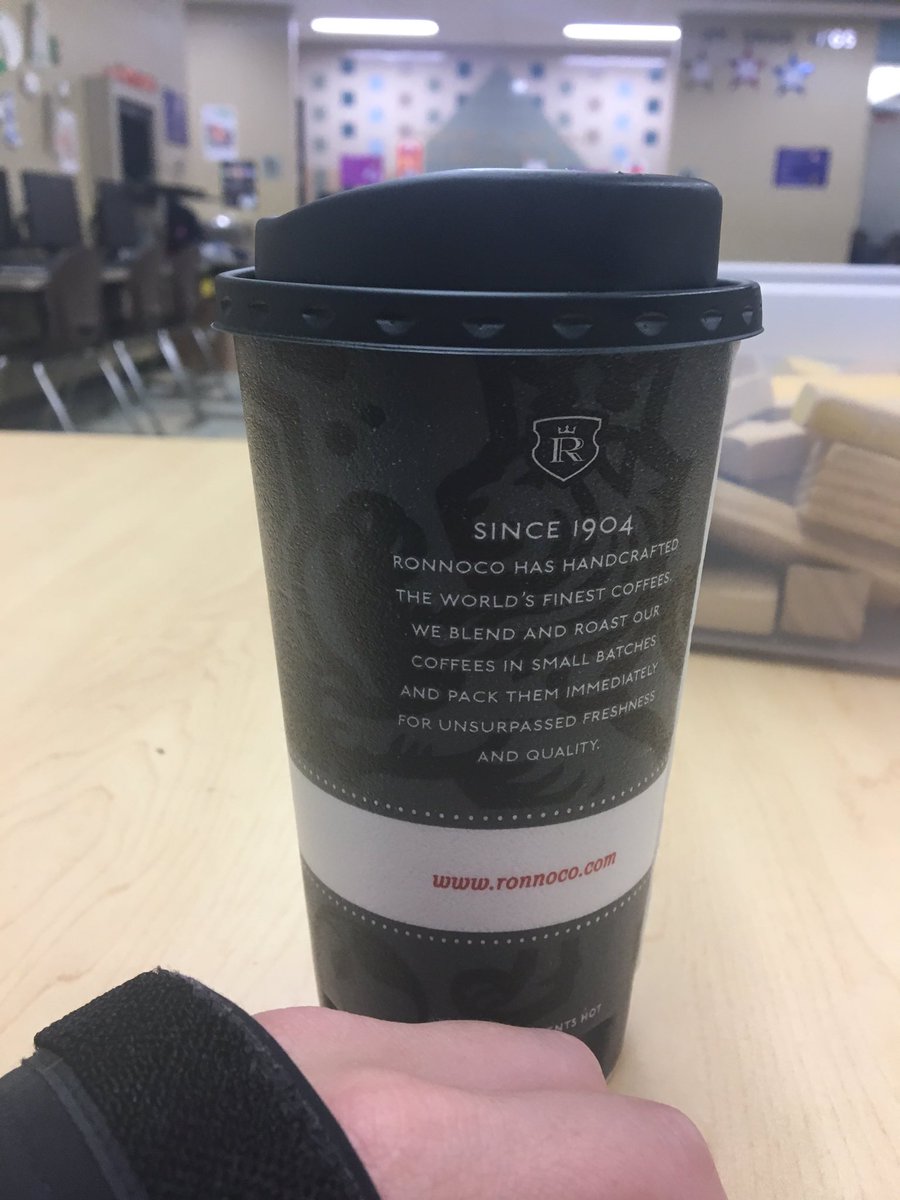 MooreToGrow's tweet photo. It's Monday. It's 6:30 am. I supported a local business #TheMusicStation #CF #locallyowned https://t.co/YAynzQRmL4