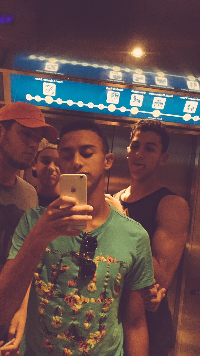 danyrizkalla11's tweet photo. Happy birthday David you're 18 now, have fun, and I love you so much❤️🎈@David9Riz https://t.co/BKmt2AKvAv