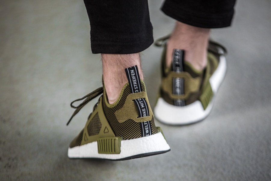 lemonurban's tweet photo. 🍃🍃 NEW #adidas *#NMDXR1 PK* (S32217)!
Con la parte superior de #Primeknit y paneles laterales 🙌
LINK ➡️ https://t.co/mYMTx6w3i1
#adidasNMD https://t.co/m2CVOjQh0E