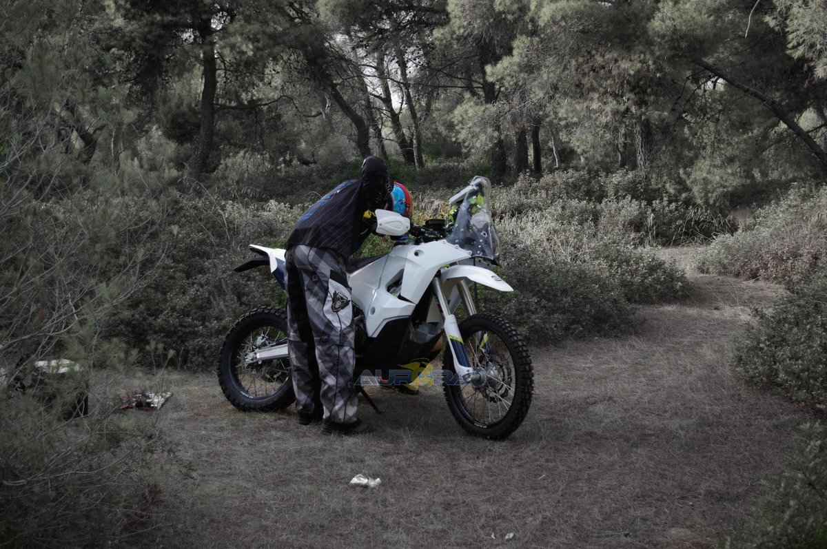 701RR's tweet photo. Out and about!  #701RR #SevenZeroOne https://t.co/Aqqq0IuYEd