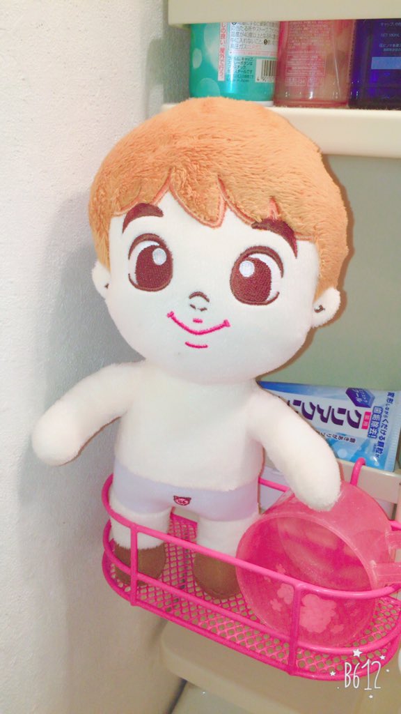 _JIN_DOoo's tweet photo. @eatjin_124 https://t.co/Hcrx64DOsc