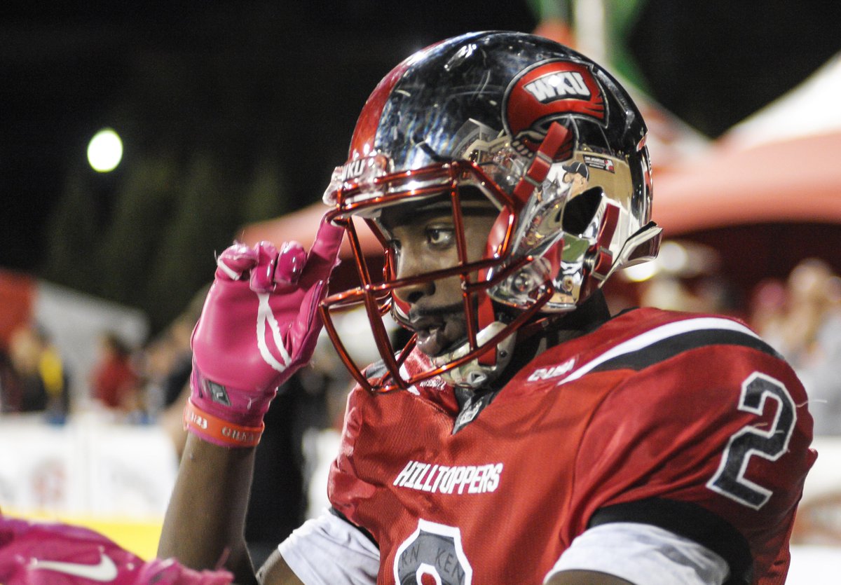 WKUFootball's tweet photo. 🚨 TAYWAN TAYLOR: 2016 BILETNIKOFF AWARD SEMIFINALIST! 🚨

📝 | https://t.co/ktzUArxPXV https://t.co/FjIJQKRoOD