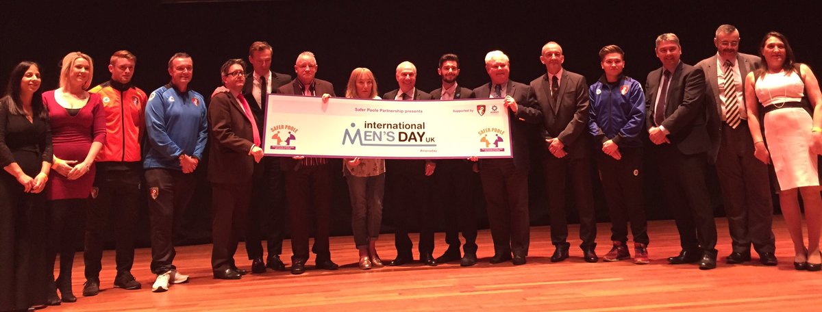 dorsetpolice's tweet image. Educational, inspirational and interesting speakers from @SaferPoole #MensDay conference #InternationalMensDay