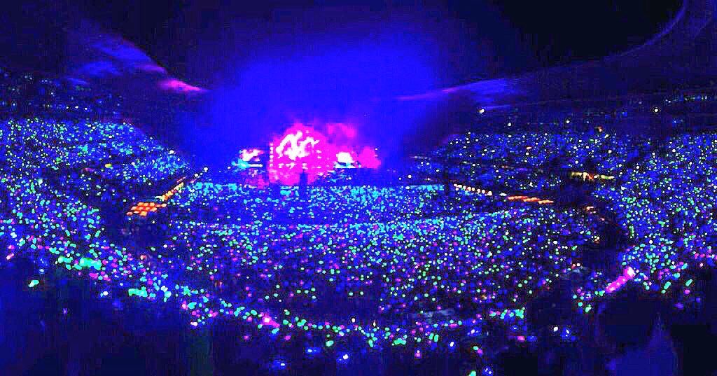 ColdplayPHL's tweet image. Who's ready to wear their own Xyloband?

#ManilaWantsColdplay