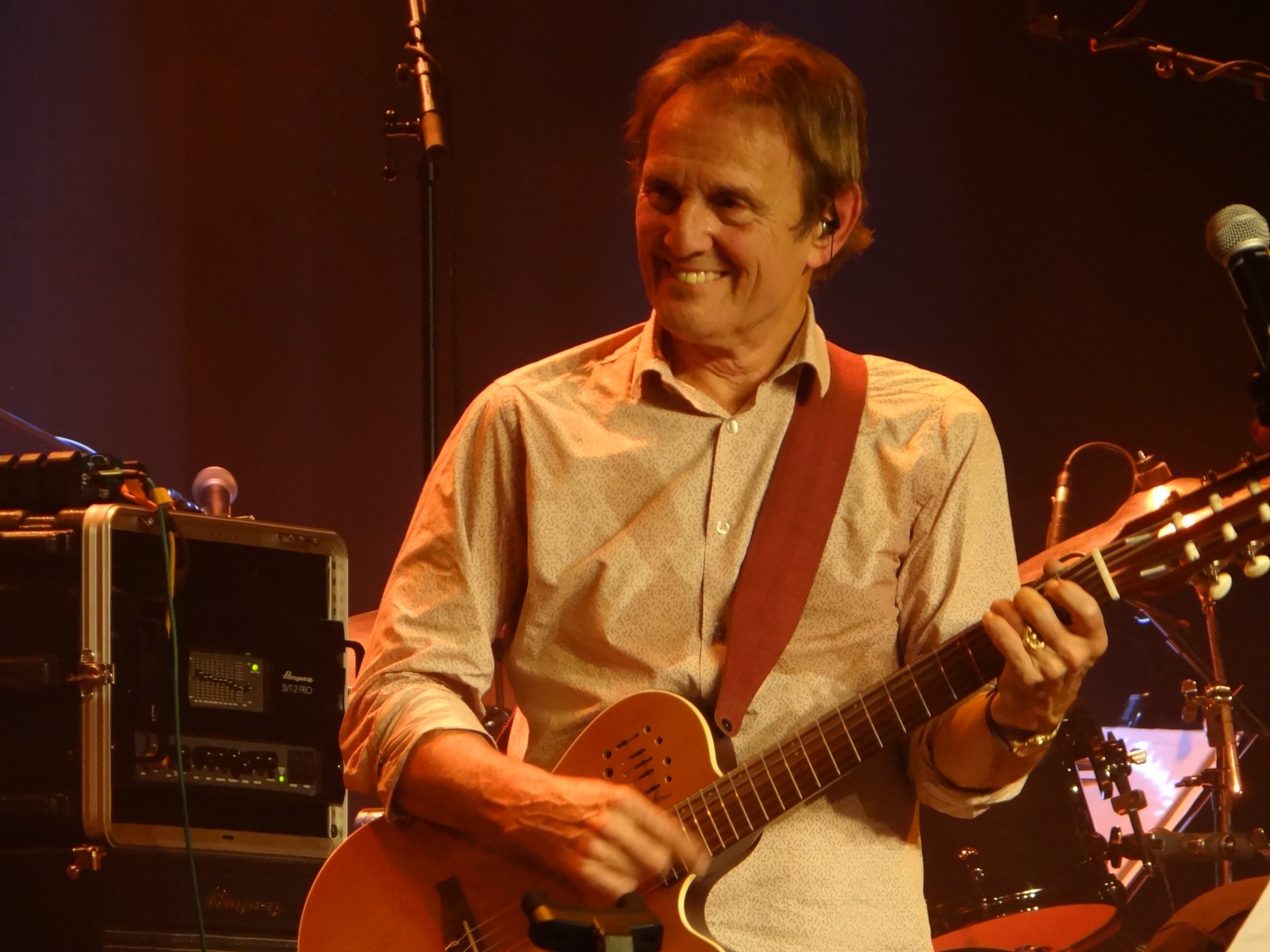 
Happy birthday to Murray Head!! 