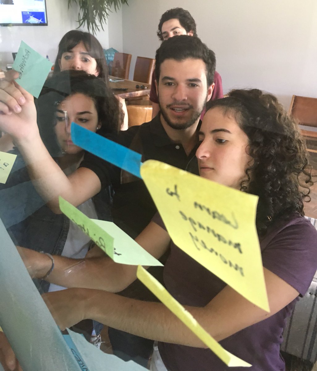 PepperBullock's tweet image. @PepperBullock and #fallaprimos making non-judgment observations during Empathy phase of #DesignExecution in Antigua, Guatemala