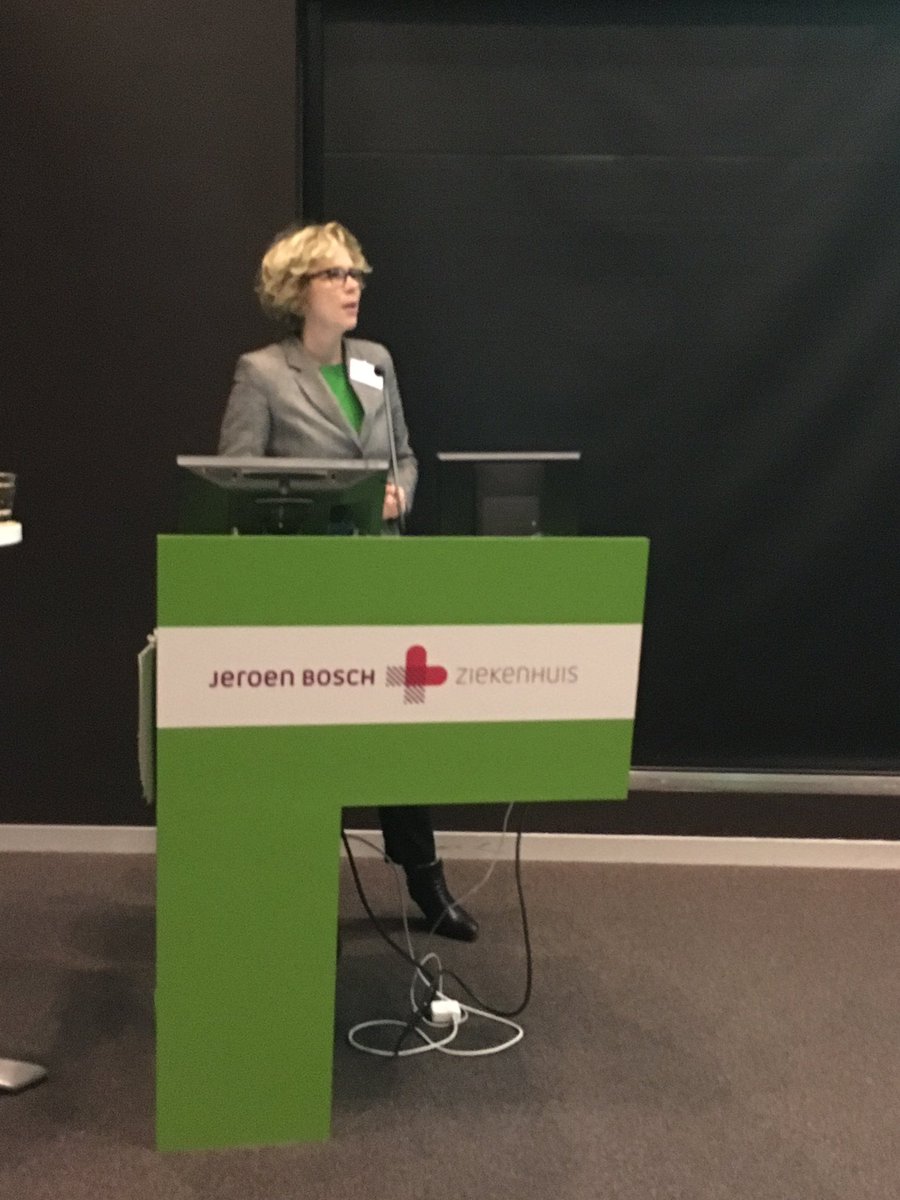 Gerdien RabbersSamen Sterk zonder stigma over betekenis van stigmatisering in relatie professional en client. #symposiumketenaanpak2016