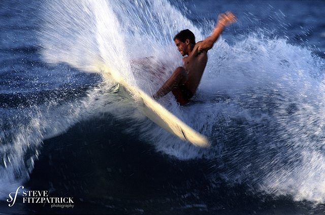 LabelparkFR's tweet image. Power surf 🏄 
📸 Steve Fitzpatrick via @Surfersvillage