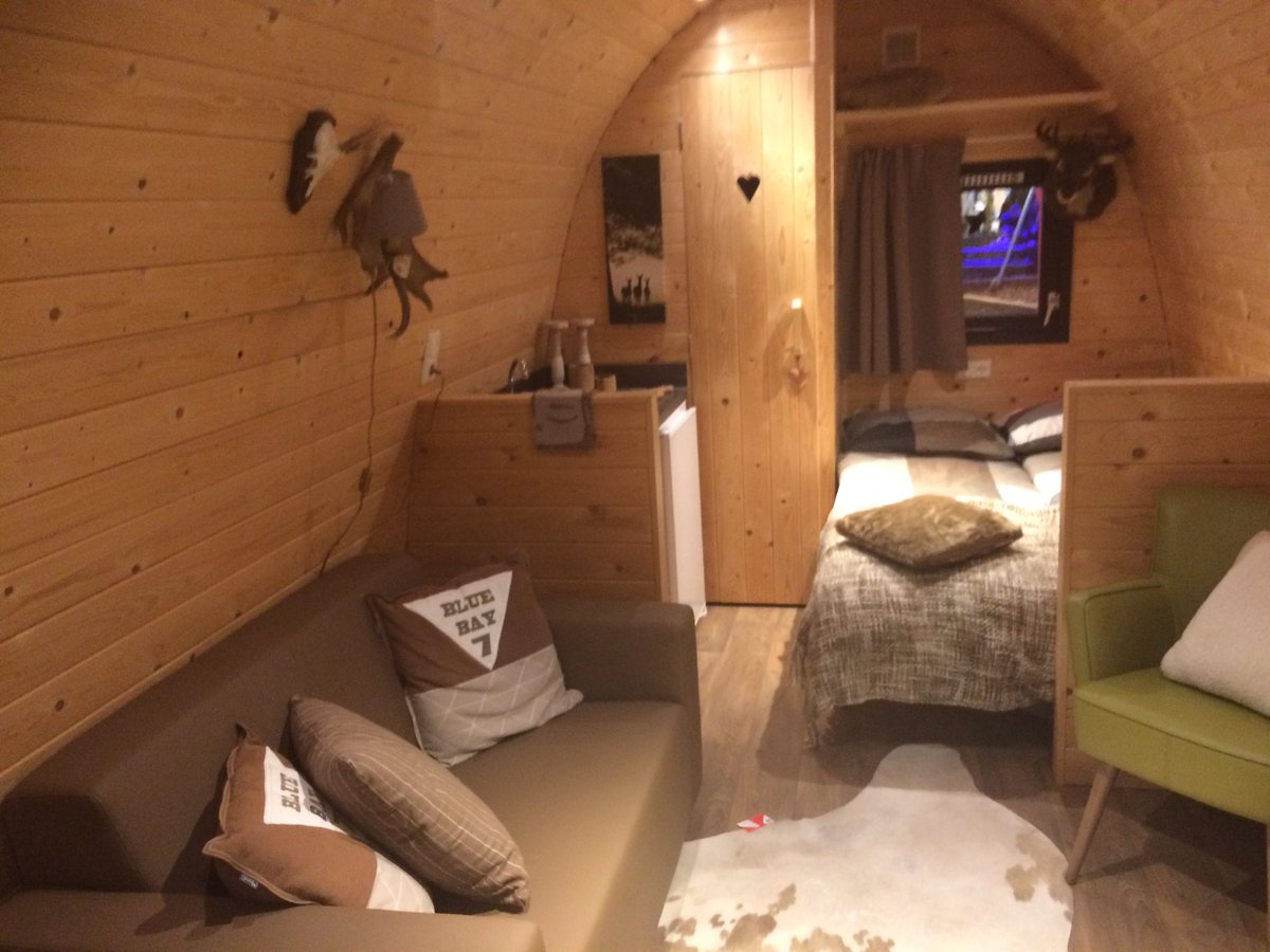 INSTYLECONCEPTS's tweet photo. Vanaf vandaag bent u welkom in de compleet ingerichte chalets van #Arcabo op de @EhWelcome! Laat u inspireren. #Interieuradvies. https://t.co/MT8nCBLdfE