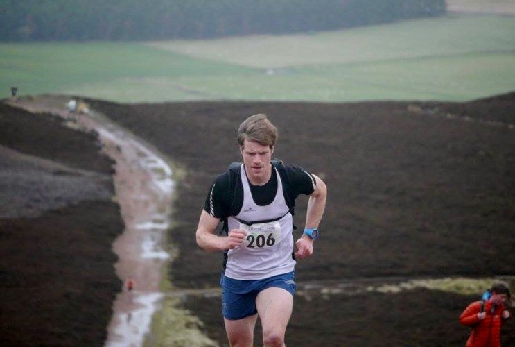 Wins for Ewan Brown and Charlotte Morgan at Tinto Hill Race. Full results:
scottishhillracing.co.uk/RaceResults.as…