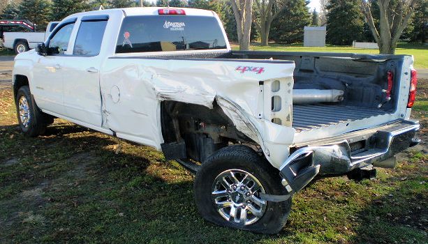 LynetteLems's tweet photo. Just Arrived! 2016 Silverado 2500 LT - 21,638 miles - 8 Cyl Diesel - 4 Dr. - Good Bags - PW/PL/PS - AM/FM/CD - SUPER SHARP!!  - 712/726-6775 https://t.co/m6ycZkaLaQ