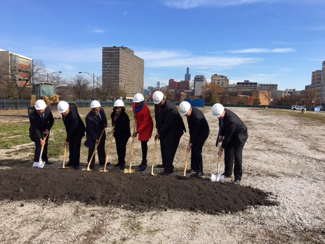 imdchicago's tweet photo. Thank you @AldermanBurnett, @AldermanErvin and all of our city, state and IMD partners for attending today's Gateway groundbreaking event! https://t.co/LQvbMGW3Xo