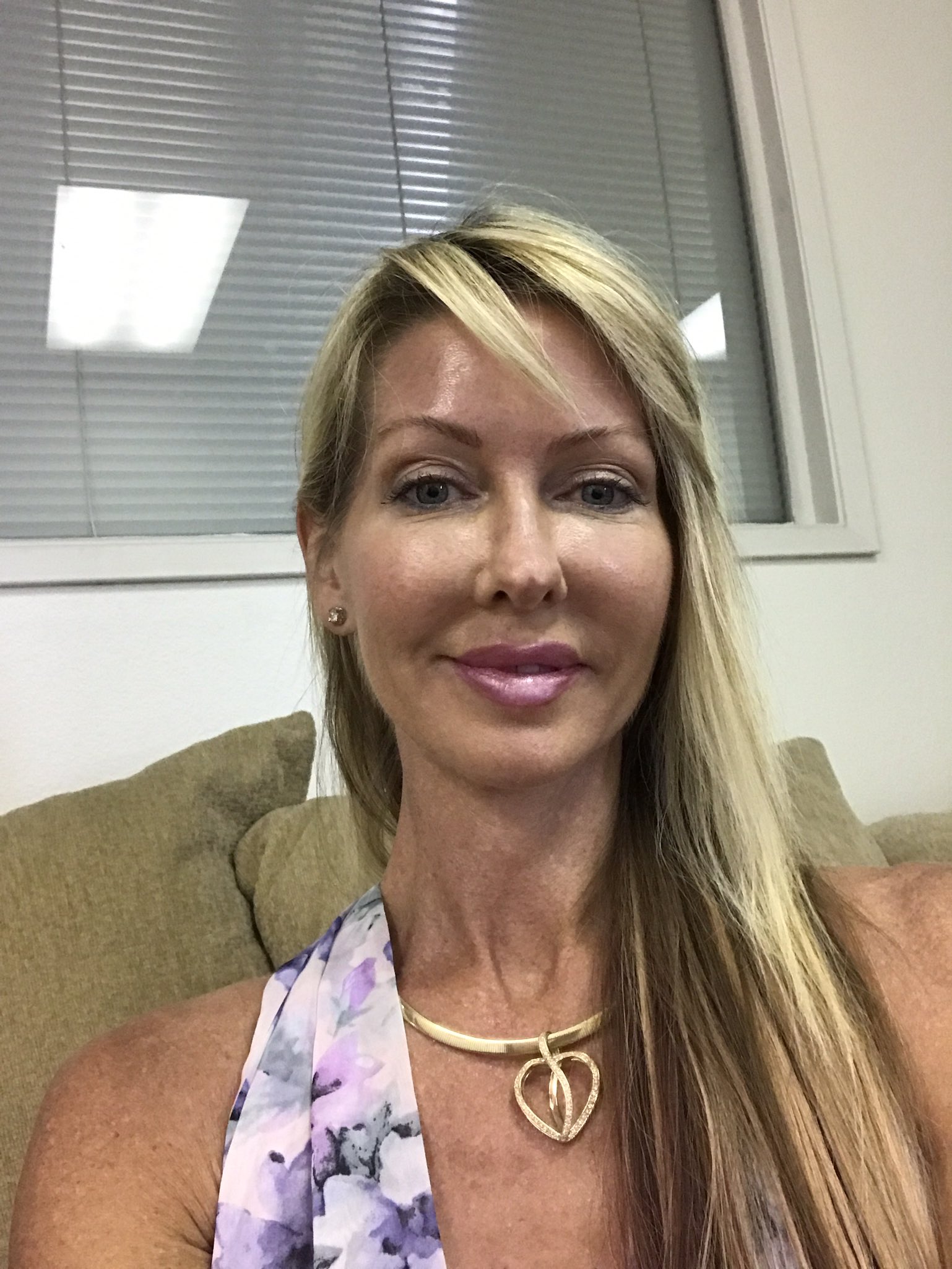 Tylo Duran™ on X: Morning 💜s! Beautiful day, Make the most out of  it!!🎬💋💋 t.cos86V0FyP7V  X