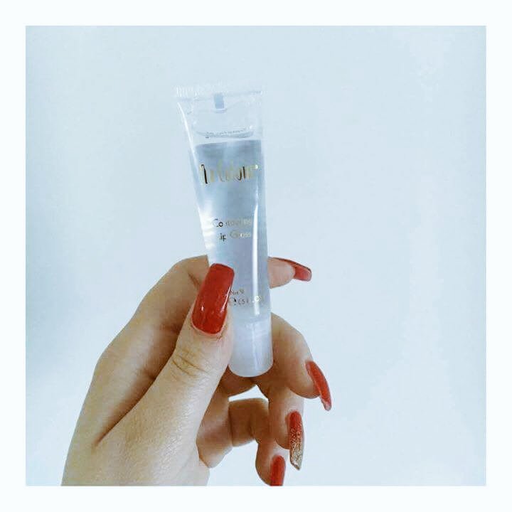 hayz_nu's tweet photo. Can't afford or want surgery but would like fuller lips tweet me #plump #lips #amazingresults  #lipgloss https://t.co/jIRMvqCrtQ