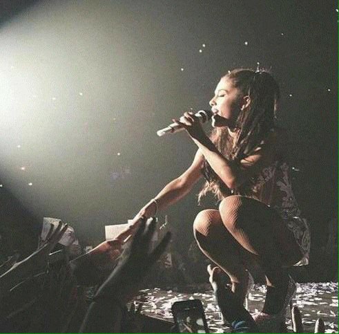 vanishingagb's tweet photo. my whole world. 💕🌙 https://t.co/3jNrLyjttz