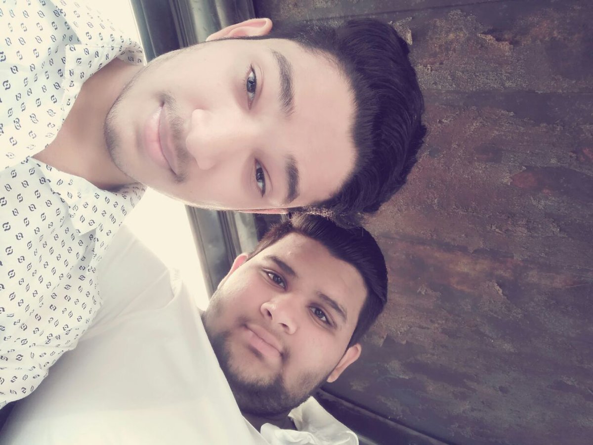 shubhamdel5's tweet photo. Bhai happy birthday again aj bhut maja aaya bhai superb day tha aj ka 😎😊✌👌👍😍😘 https://t.co/VJfRdCWdMZ