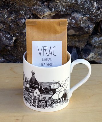 vracteashop's tweet image. New! Our 2017 @LewesHamper are now ready! You can buy them on Saturday at the Hive xmas market in Hove or see online leweshamper.co.uk/?page_id=204